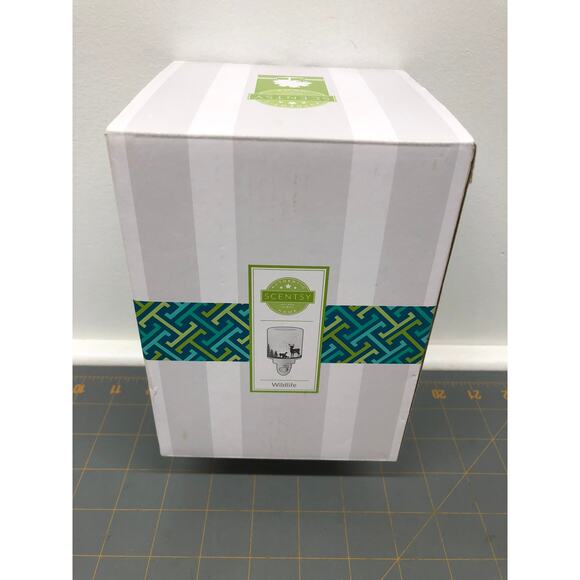 Scentsy Wildlife Mini Plugin Wax Warmer Frosted Glass Nightlight Deer Trees - Picture 6 of 10